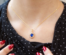 Load image into Gallery viewer, Sapphire Diamond Gold Necklace