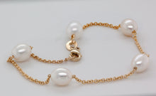 Load image into Gallery viewer, Pearl Bracelet 10K 14K 18K Solid Gold