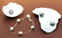 Load image into Gallery viewer, Pearl Bracelet 10K 14K 18K Solid Gold