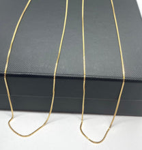 Load image into Gallery viewer, 18K Gold Box Chain, 0.80mm, Solid Italian Gold, Sleek and Shiny Chain