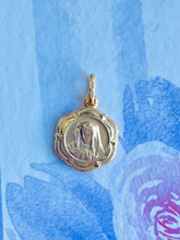 Load image into Gallery viewer, 18K Virgin Mary Pendant, 14MM
