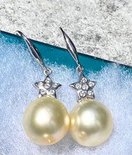 Load image into Gallery viewer, 14K South Sea Pearl Earrings, Bridesmaids Gift, Anniversary, Birthday Gift for Women, Every Day Jewelry, Jewelry for Woman