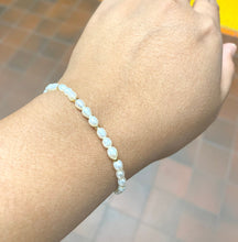 Load image into Gallery viewer, Pearl Elastic Bracelet, White Beaded Bracelet, Gift for Daughter, Birthday Gift for Women, , Mothers Day Gift