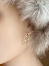 Load image into Gallery viewer, Round Trendy Hoop, Classic Hoop Design, 925 Sterling Silver, Comfortable Everyday Earrings, Birthday Gift Women,