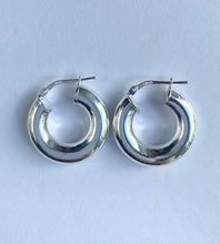 Load image into Gallery viewer, Hoop Earrings Silver, Snap Closure Thick Earring, 925 Sterling Silver, 5mm Thick 20mm Diameter, Birthday Gift for Women, Mothers Day Gift