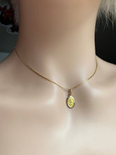 Load image into Gallery viewer, Saint Christopher Pendant, 15mm, 10K Solid Gold, Religious Medal Necklace, Gifts for Women, Protection Necklace, Birthday Gift Women