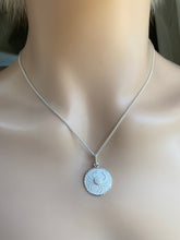 Load image into Gallery viewer, Cancer Zodiac Sign Silver, 18mm