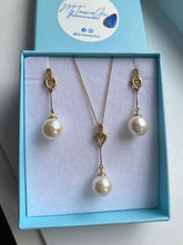 Load image into Gallery viewer, 14K Japanese Pearl Set with Natural Diamond