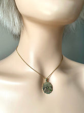 Load image into Gallery viewer, Lion Head Pendant 10K Solid Gold