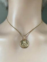 Load image into Gallery viewer, Sacred Heart Of Jesus, 16mm, 18K Solid Gold, Double Face Scapular, Religious Medal Unisex, Birthday Gift for Husband, Brother