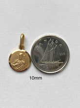 Load image into Gallery viewer, 18K Sacred Heart Of Jesus, 10mm
