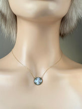 Load image into Gallery viewer, Clover Necklace Gold, 10K Solid Gold, Mother of Pearl Necklace, Birthday Gift for Wife,