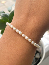 Load image into Gallery viewer, Pearl Elastic Bracelet, White Beaded Bracelet, Gift for Daughter, Birthday Gift for Women, , Mothers Day Gift
