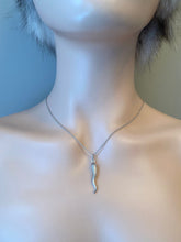 Load image into Gallery viewer, Chili Gold Pendant, 18K Solid White Gold Cornicello Necklace, Horn for Good Luck, Italian Made Necklace, Unisex Birthday Gift