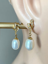 Load image into Gallery viewer, 14K Gold Pearl Earrings, Pearl Diamond Earrings, Pearl Jewelry Bride, Wedding Gift, Birthday Gift for Women, Jewelry for Woman