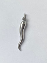 Load image into Gallery viewer, Chili Gold Pendant, 18K Solid White Gold Cornicello Necklace, Horn for Good Luck, Italian Made Necklace, Unisex Birthday Gift