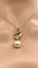 Load image into Gallery viewer, Pearl Drop Gold Necklace, 10K Solid Gold Necklace for Women, Bridesmaids Gift, Birthday Gift for Women, Christmas Jewelry for Woman