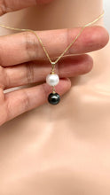 Load image into Gallery viewer, 14K Pearl Black White Necklace