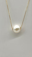 Load image into Gallery viewer, 18K Gold Pearl Necklace