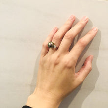 Load image into Gallery viewer, Pearl Diamond Gold Ring, 14K Solid Gold with Black Tahitian Pearl, Cocktail Ring for Women, Mothers Day Gift