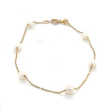 Load image into Gallery viewer, Pearl Bracelet 10K 14K 18K Solid Gold