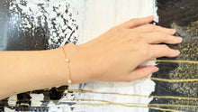 Load image into Gallery viewer, Pearl Bracelet 10K 14K 18K Solid Gold