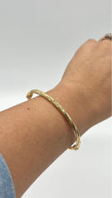 Load image into Gallery viewer, Gold Bangle Bracelet, 4MM, 10K Solid Gold Twist Bangle