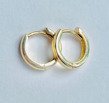 Load image into Gallery viewer, 10K Gold Huggie Hoop, Solid Gold Mini Hoop Huggie, Small Plain Huggies, Everyday Earrings, Birthday Gift Women, Mother’s Day Gift for Wife
