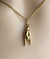 18K Good Luck Hand Pendant, 25mm, Unisex Gold Luck Charm,