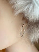 Load image into Gallery viewer, Round Trendy Hoop, Classic Hoop Design, 925 Sterling Silver, Comfortable Everyday Earrings, Birthday Gift Women,
