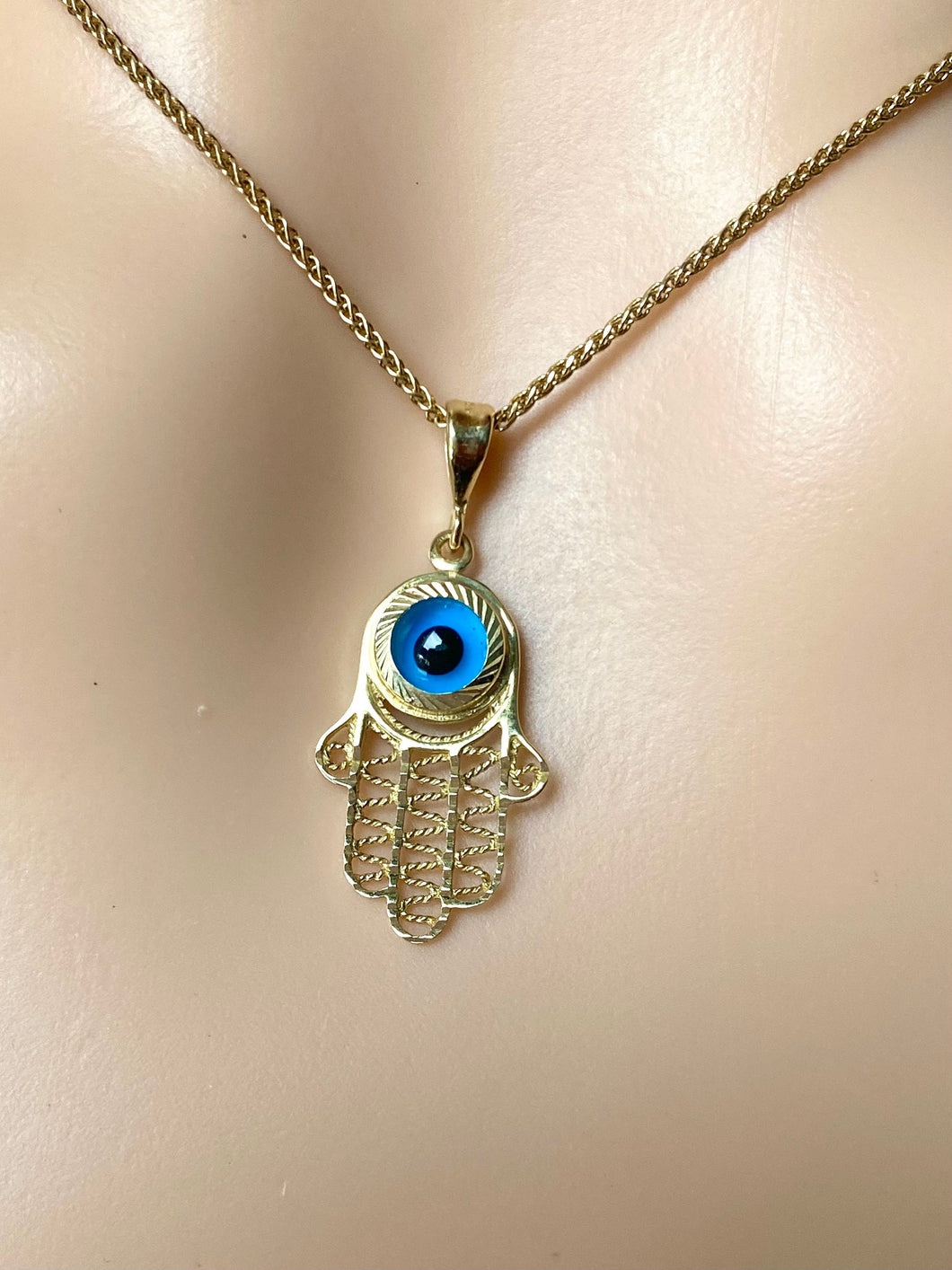 Hamsa with Evil Eye Pendant, 14K Solid Gold, Protection Pendant, Unisex Pendant, Every Day Jewelry,