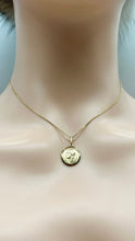 Load image into Gallery viewer, Jesus Christ Redentore Pendant, 14mm, 14K  Solid Gold Jesus Necklace, Italian Made Medallion, Birthday Gift Ideas,  for Girl
