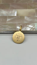Load image into Gallery viewer, Jesus Christ Redentore Pendant, 14mm, 14K  Solid Gold Jesus Necklace, Italian Made Medallion, Birthday Gift Ideas,  for Girl
